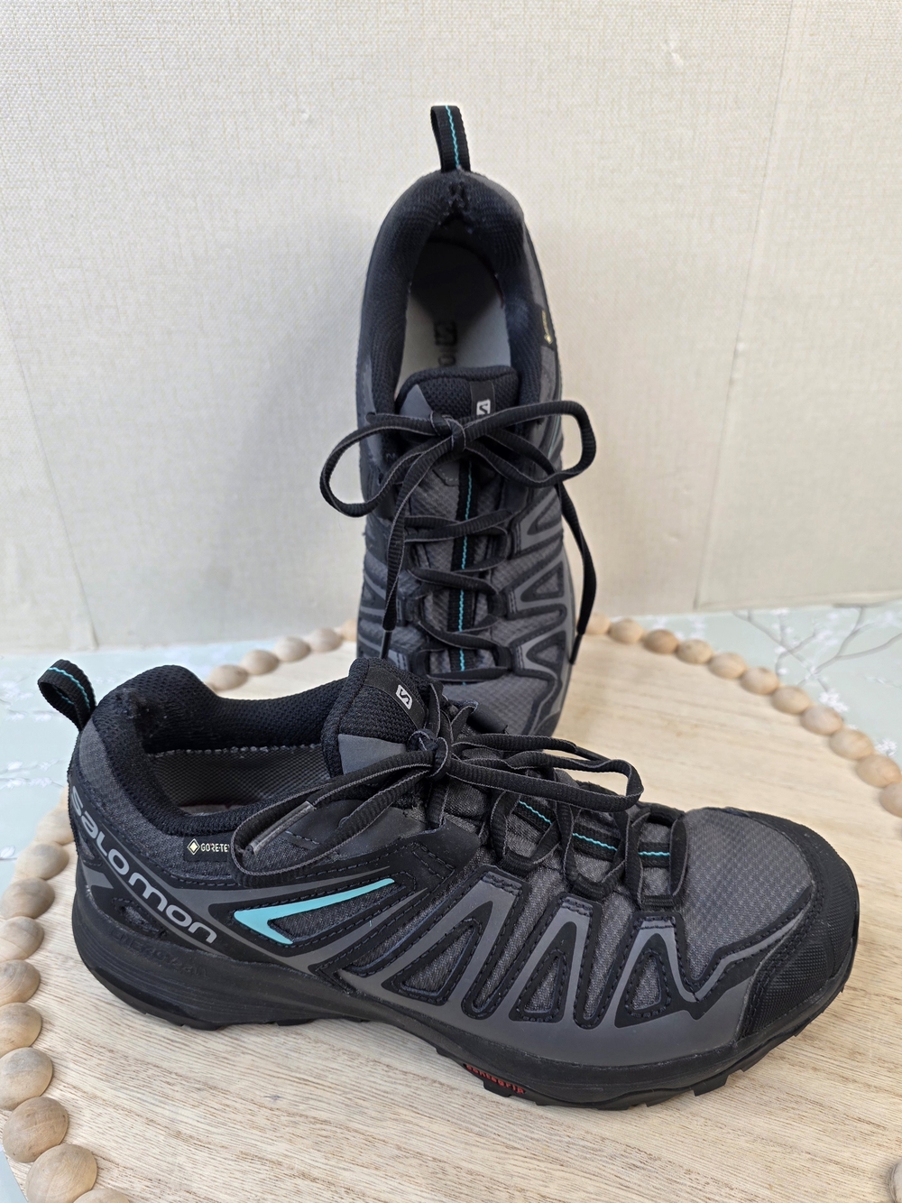 Salomon Women's 8 Grey & Black Trail Sneakers with Teal Accents